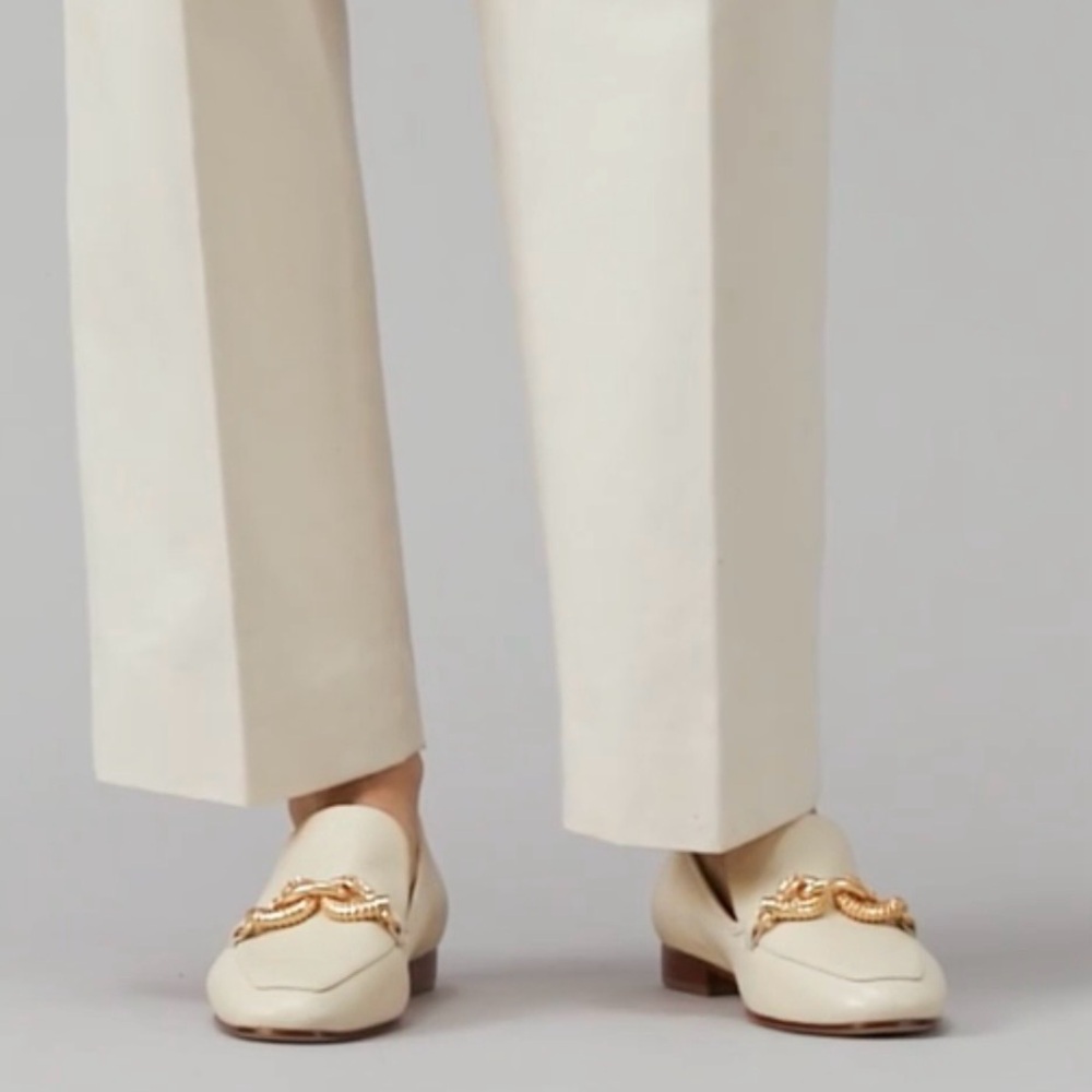 Tory Burch Jessa Apron Toe Loafers Cream Sz 7.5